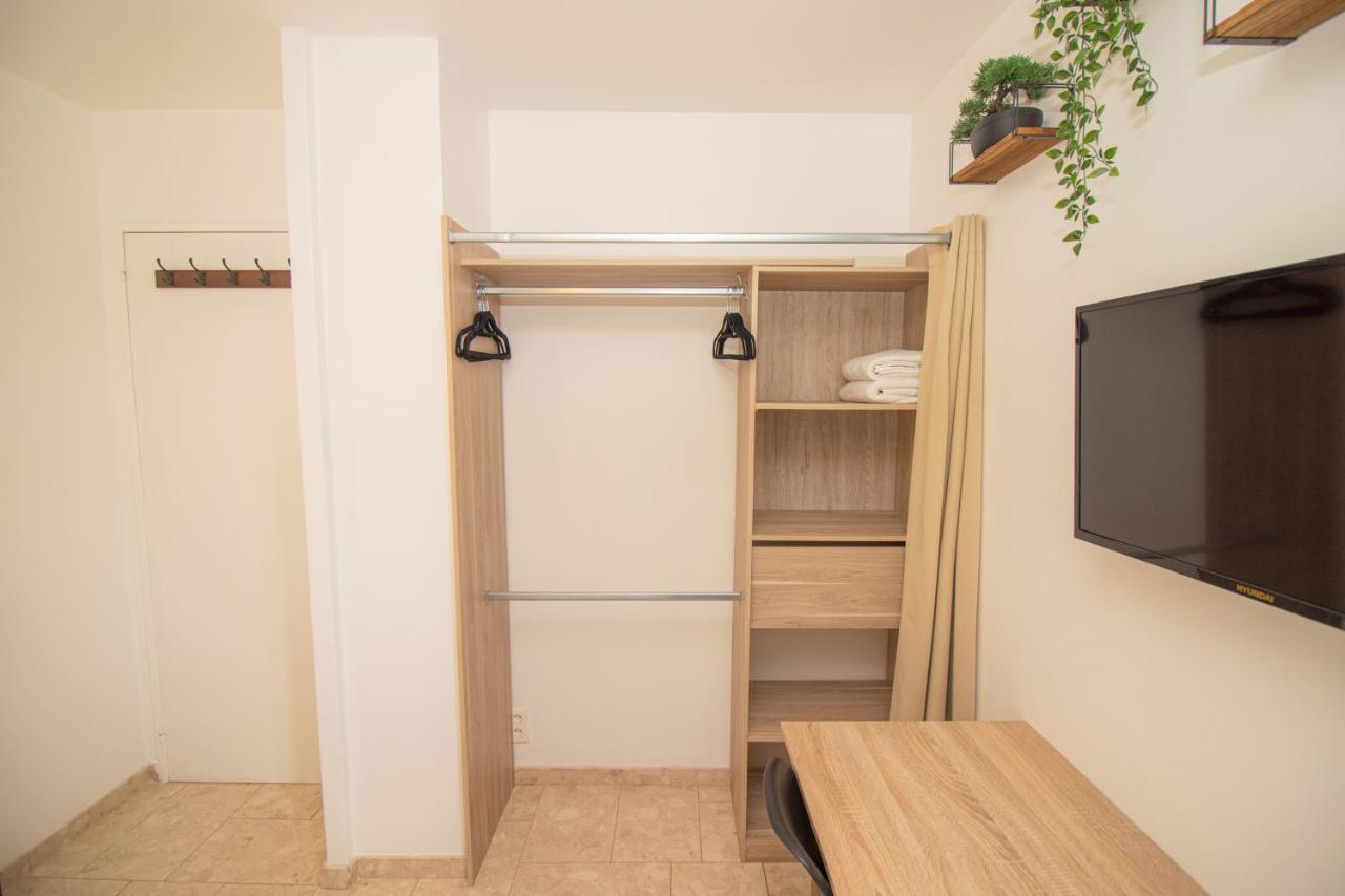 La Garden Room Logement En Colocation 勒普莱西-罗班松 外观 照片